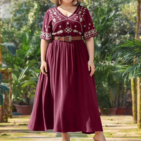 PLUS Boho Green V neck Floral Embroidered A-line Dress - Picture 5 of 13